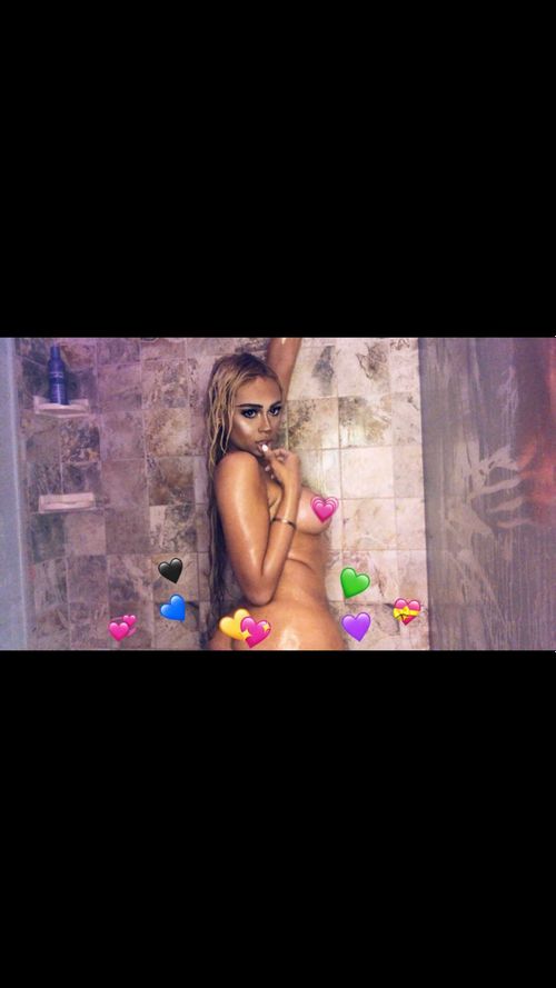 @angelinaklair nude angelinaklair nude