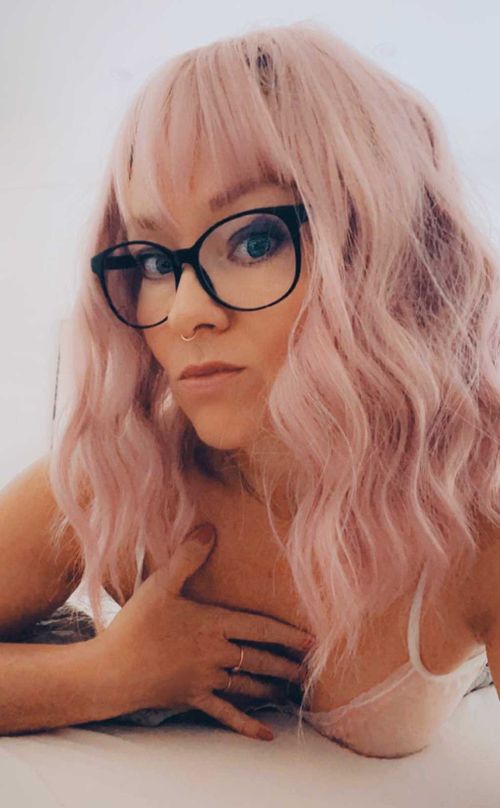 @anjasialoves