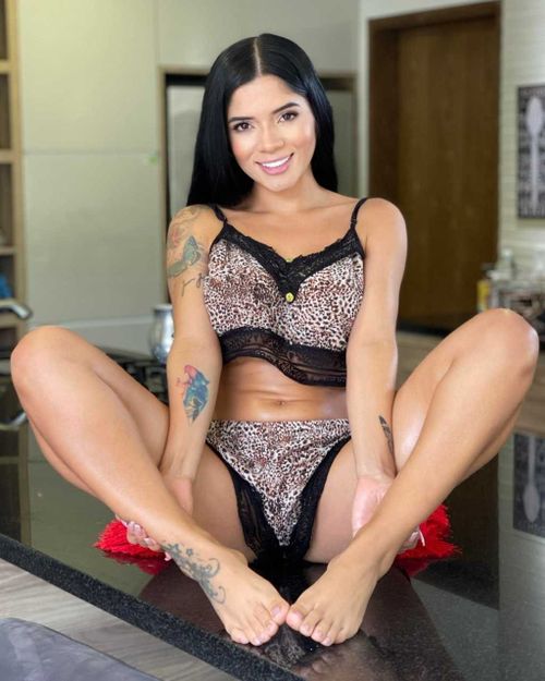 @annielust