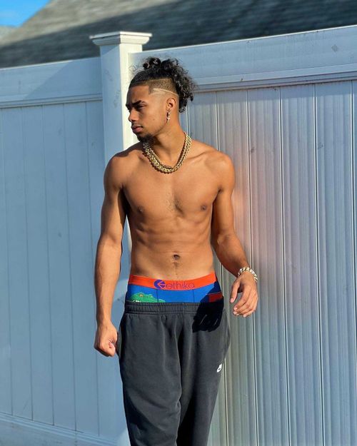 @antoniotoowavyy