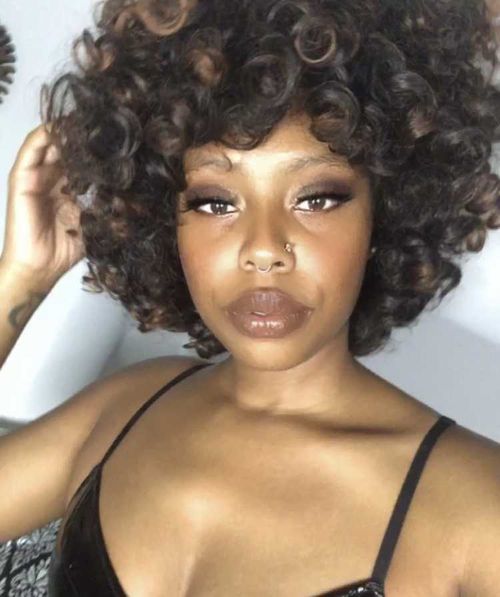 @aprilhound