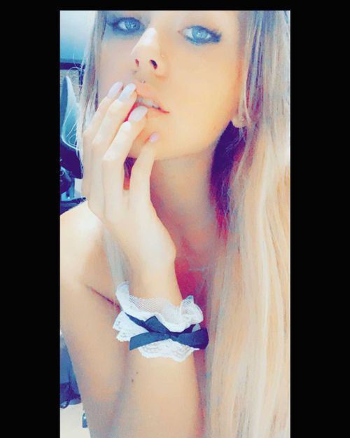 @ariellasecret