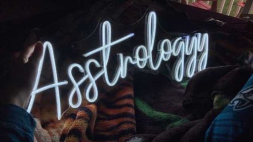 @asstrologyy nude asstrologyy nude