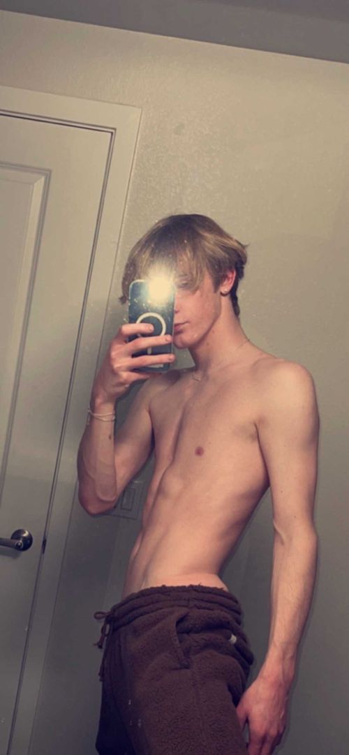 @ethan_blue1
