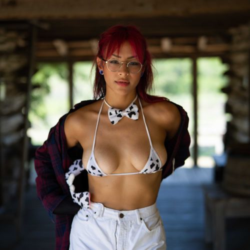 @selkieskins