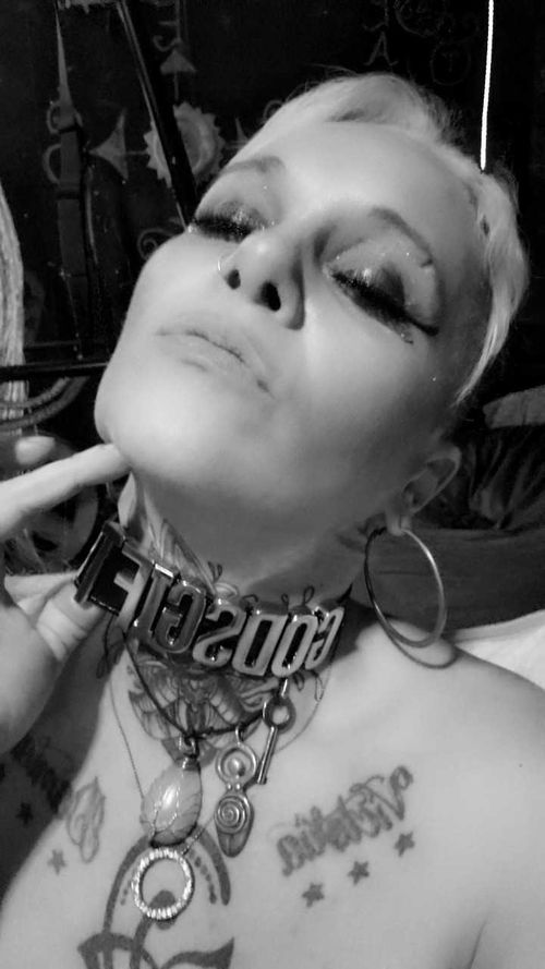 @goddessbrat