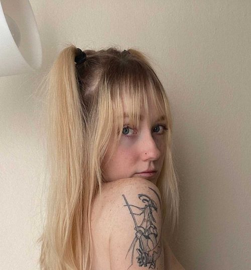@babycakkes2000
