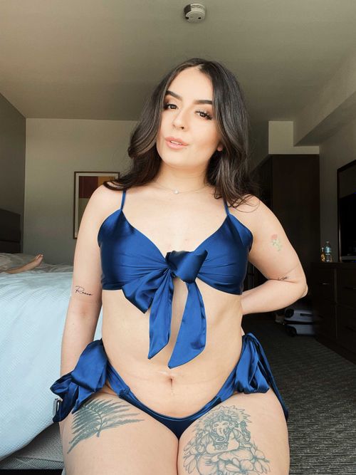 @selenaababes