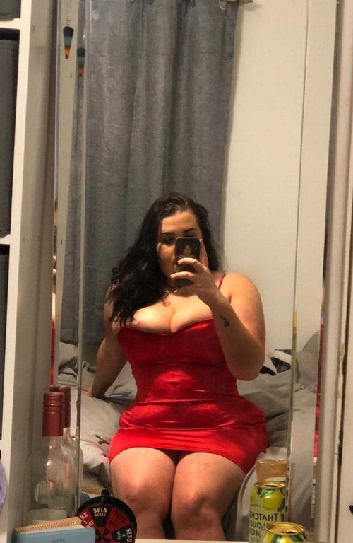 @bella_blake