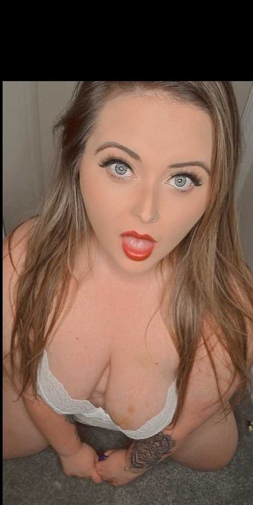 @bellabinks