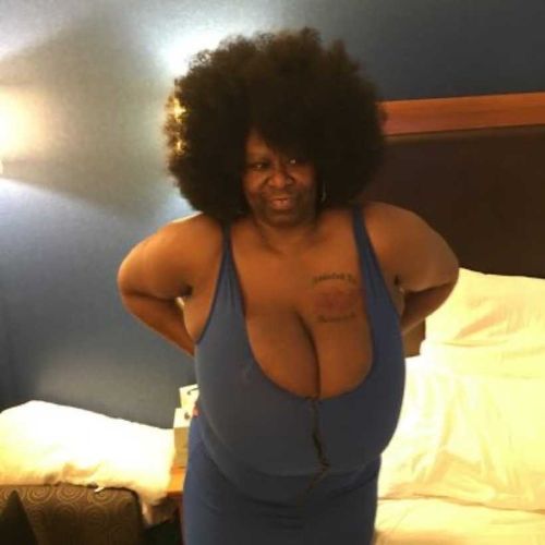 @bigbustyvanessa1 nude bigbustyvanessa1 nude
