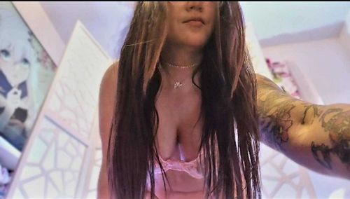 blixi nude