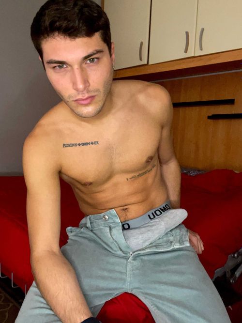 @brandon_blue