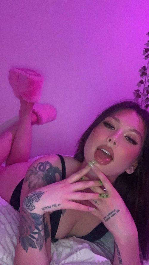 @brattygxa