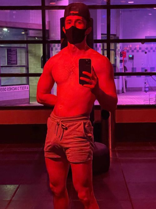 @brettxxxnyc