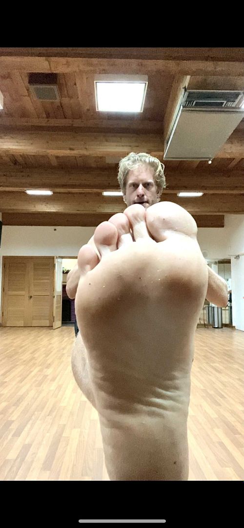 @blondfootmaster nude blondfootmaster nude