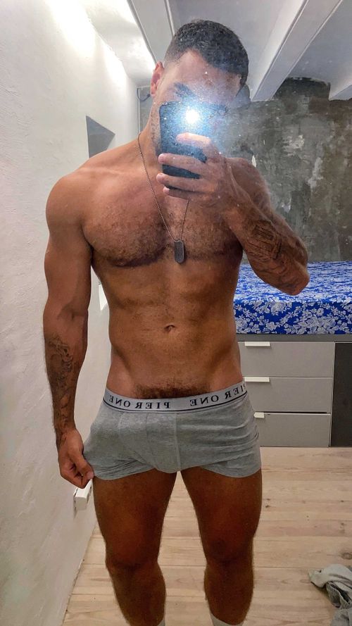 @justaddis