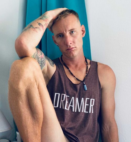 @playfulltwinksdaddy