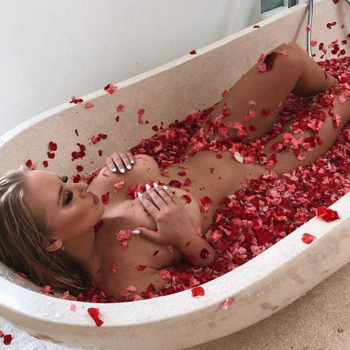 @caarlyjane nude caarlyjane nude