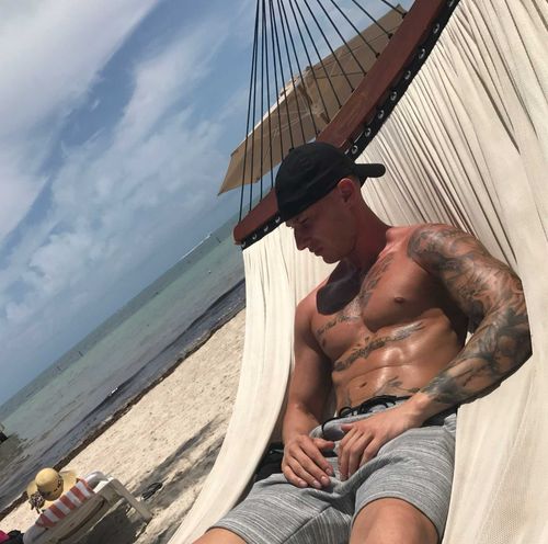 @calvinhunt69 nude calvinhunt69 nude