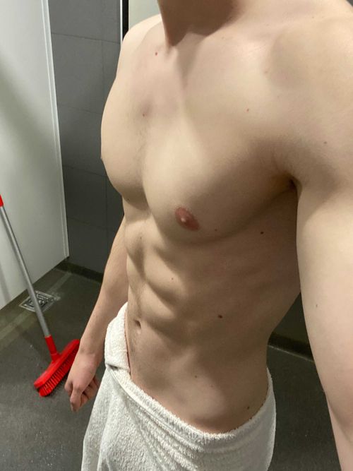 @cameronhellas
