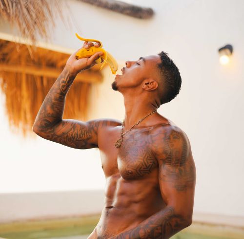 @caramelbadboy