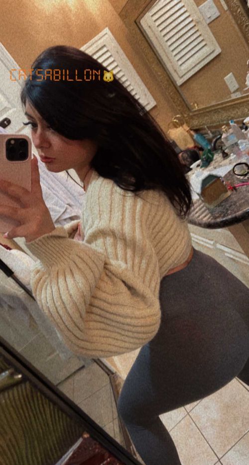 @catsabillon nude catsabillon nude