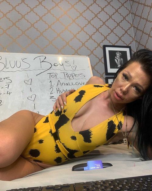 @bluubaddiee nude bluubaddiee nude