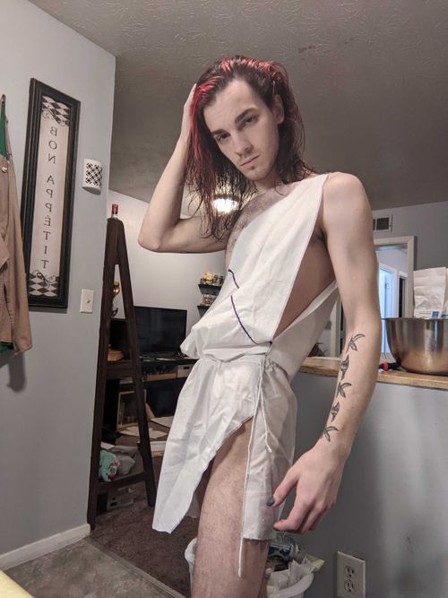 @johnnypyro