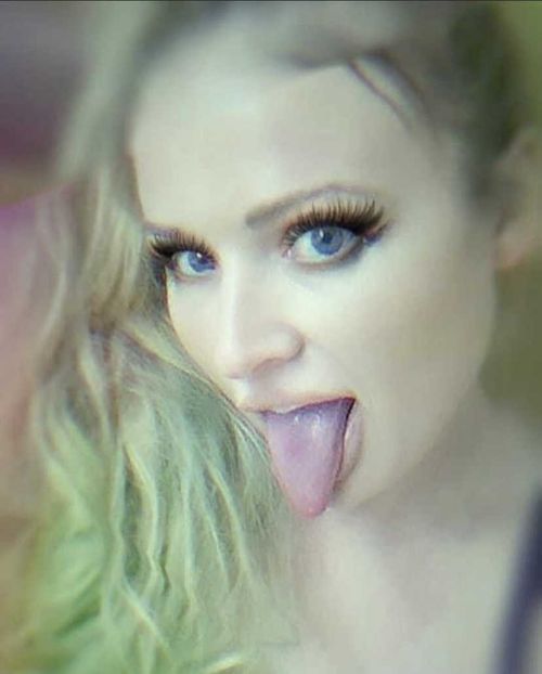 @chanelbunnylove