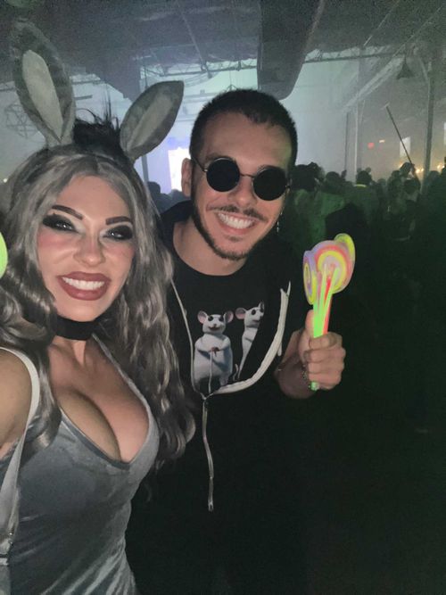 @cheekycouple69