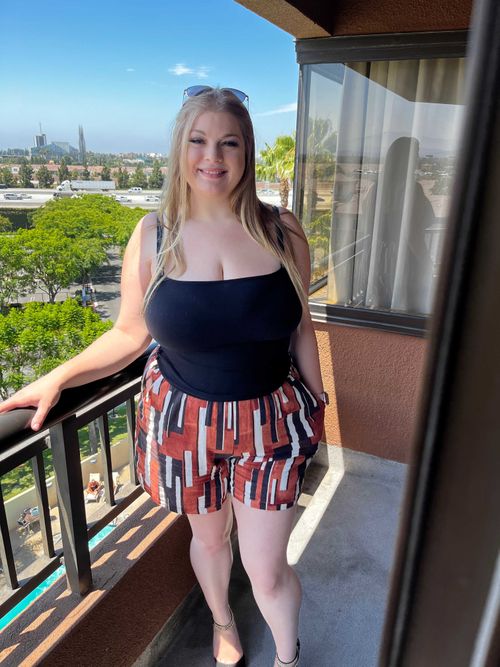 @chelsixrated