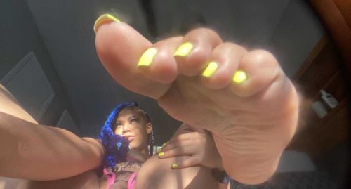 chenalfeet nude
