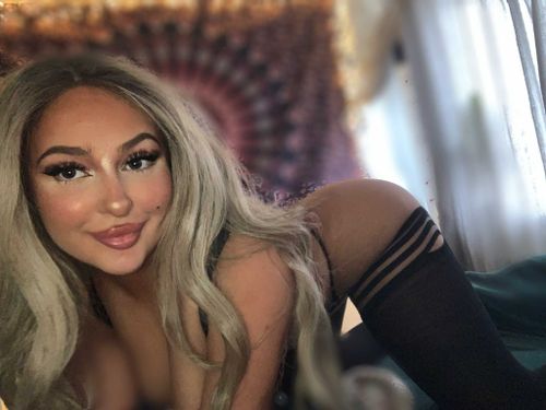 @chlo1 nude chlo1 nude