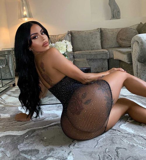 @chloesaxon nude chloesaxon nude