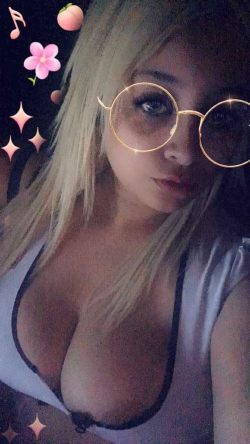 @chloewilde90 nude chloewilde90 nude
