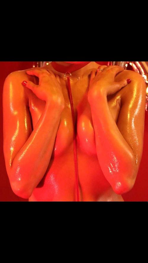 @chrissicherry nude chrissicherry nude