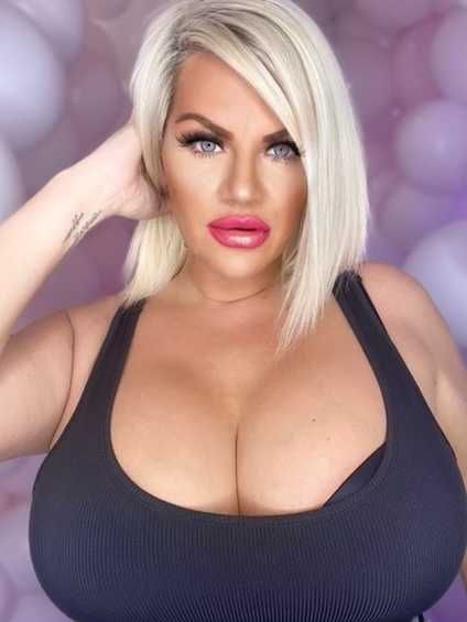 @chrissyjames