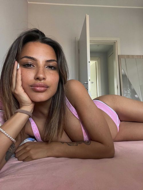 @amandastripper nude amandastripper nude