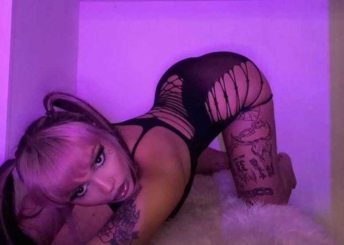 babyloonia nude