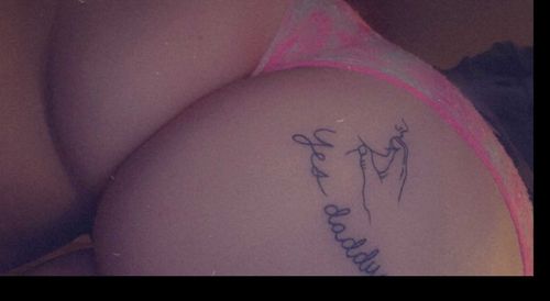 @brittbratt98 nude brittbratt98 nude