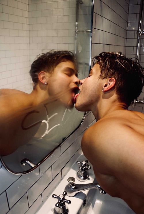 denisdosio.free nude