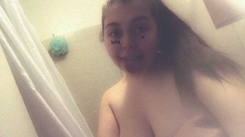 @emilylogsdon2 nude emilylogsdon2 nude
