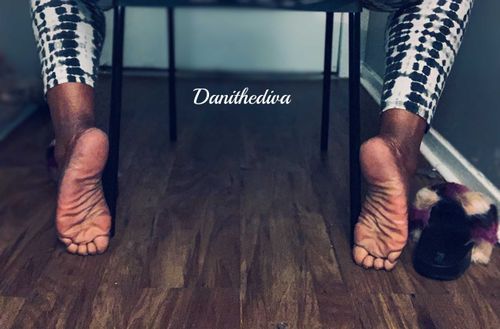 @foot_dani nude foot_dani nude