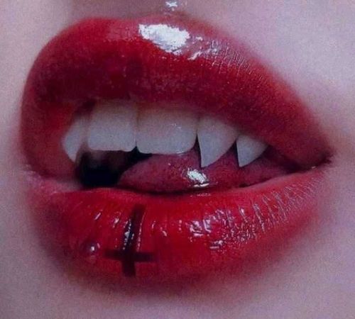 @horrorwh0re nude horrorwh0re nude