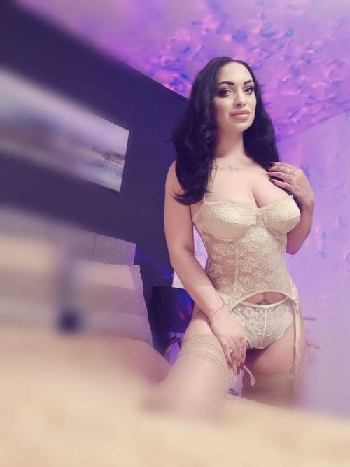 @natashafloran nude natashafloran nude