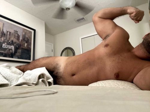 @powerful.hands nude powerful.hands nude
