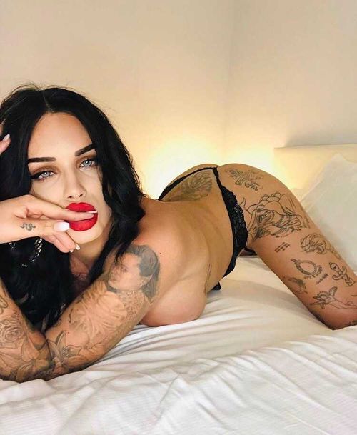 @thequeen_officiial nude thequeen_officiial nude