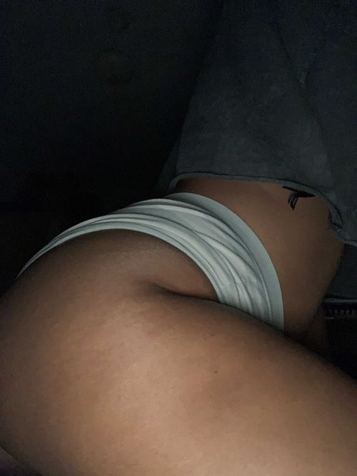 @yrnotsofavhoe nude yrnotsofavhoe nude