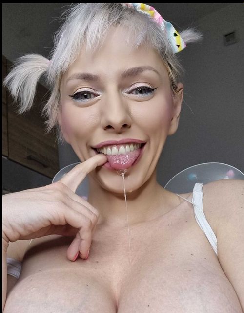 @crazyrozyofficial